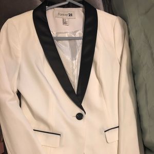 White & black tuxedo blazer